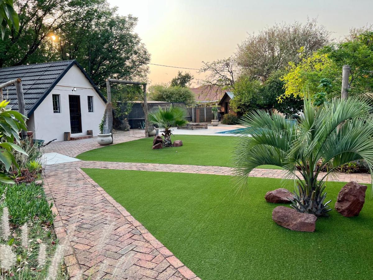 Cosy City Cottage Gaborone Exterior foto